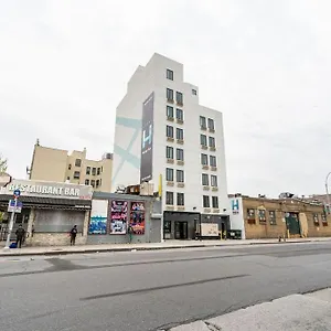 Hotel Ninety Five Fordham / St. Barnabas Hospital, New York